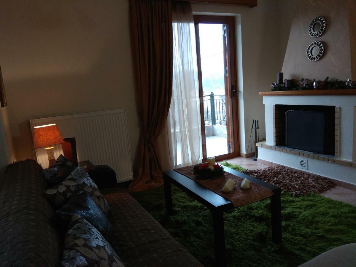 Mainades House Apartment Vytina Exterior foto